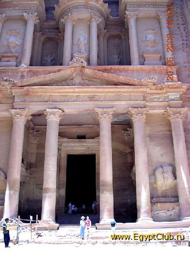 �����. Al Khazneh.