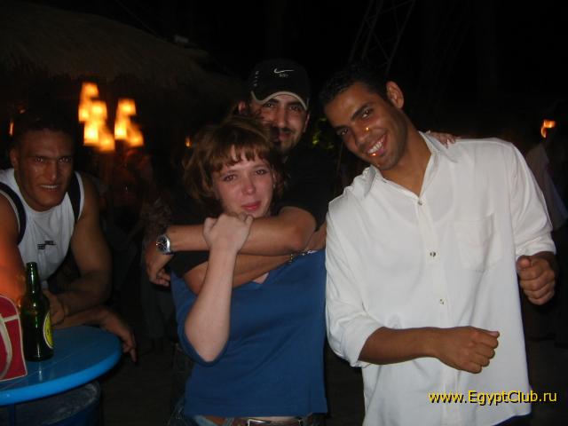 �����-���