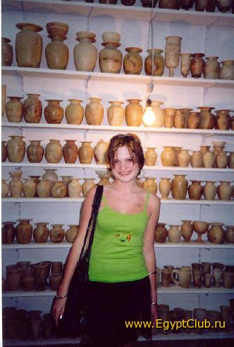 � � �������