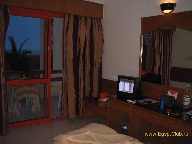 � ������