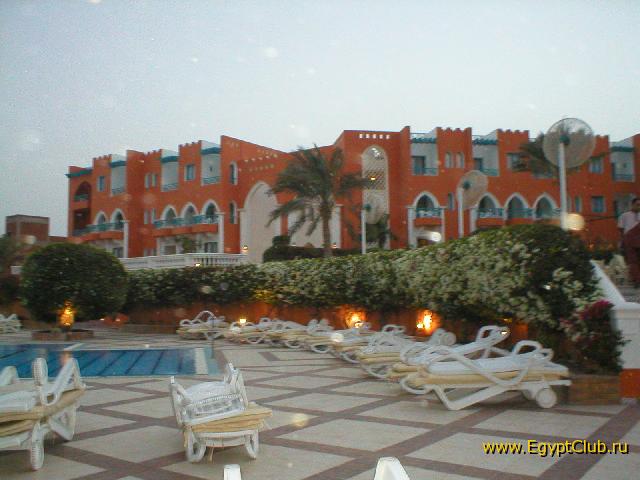 ����������