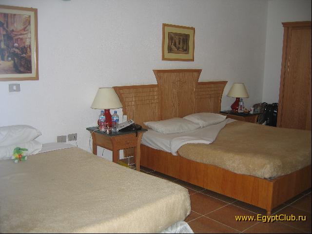 ����� � ����