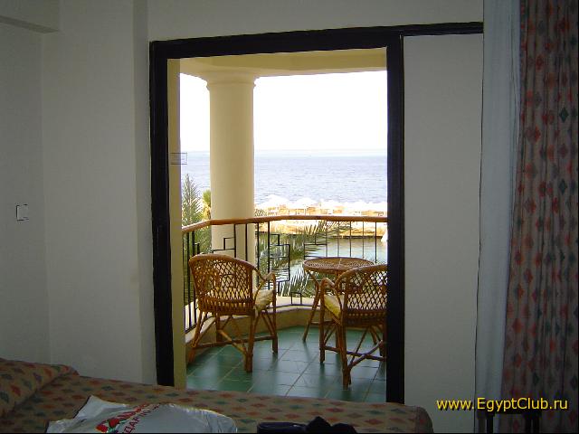 Sunrise Holiday �������