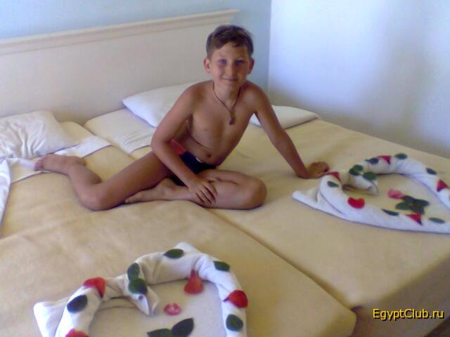 � ������