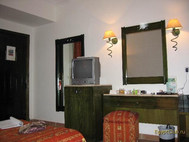 � ������