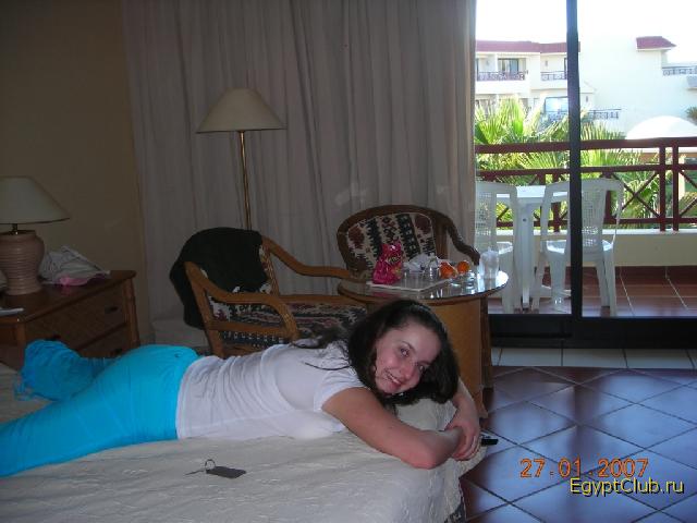 � ������