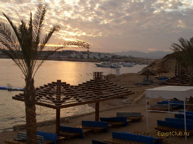 ����� ��  �����