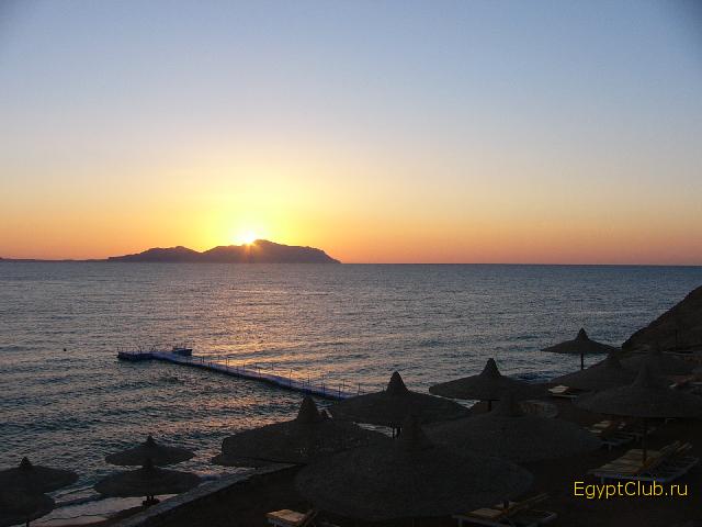 Coral Beach Tiran 