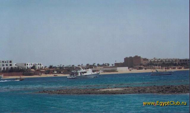 �14 ��������, ������ ����, 2001 �.