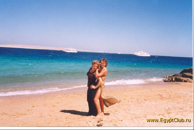 ����� ����