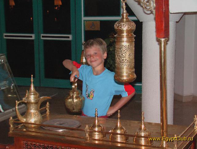 ����� � �-�