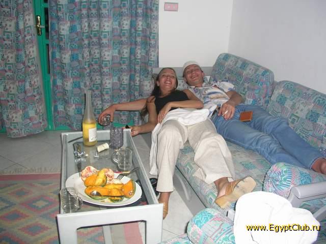  � ������