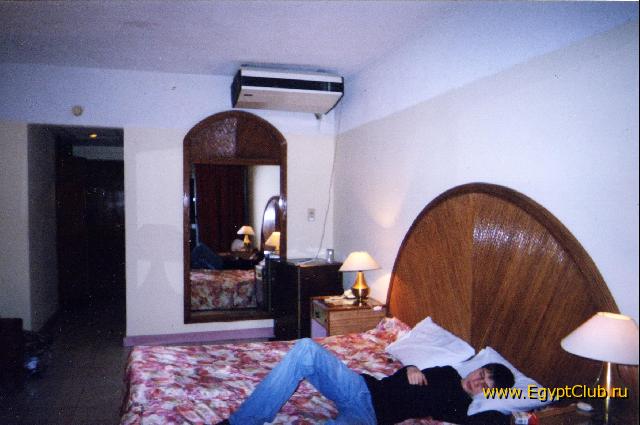 ���� � �����