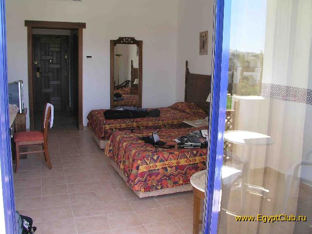 Holiday Inn Amforas, � ������