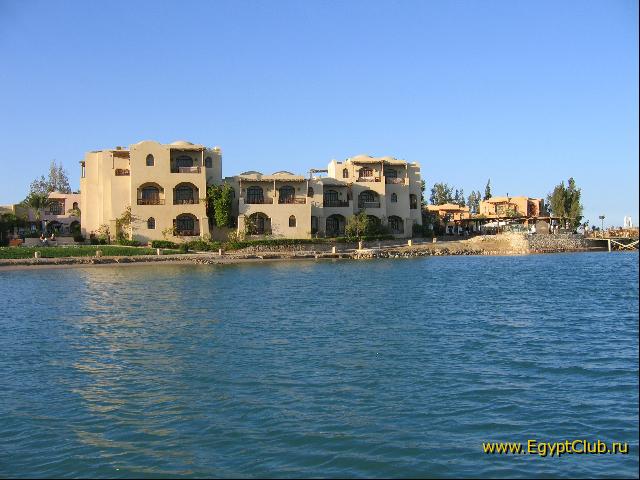 ���-����