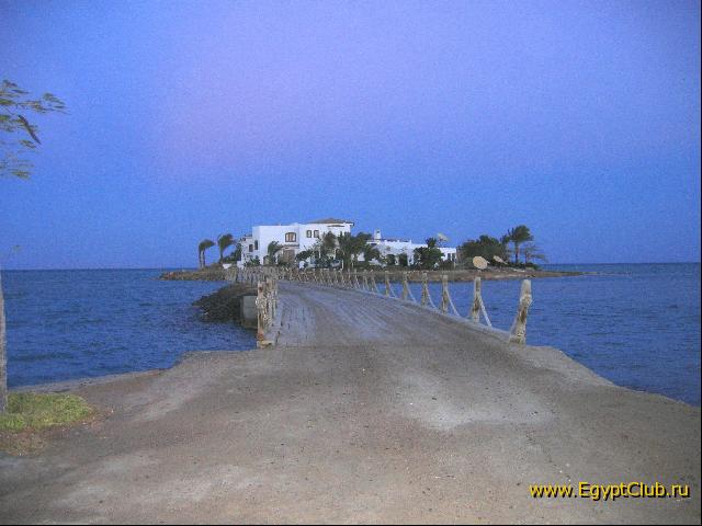 ���-����