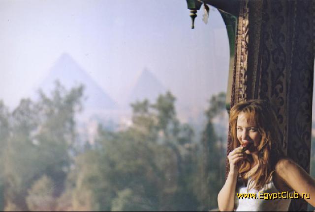 From the window - � �������� ����� ��������� � ������� � ���� �� ��� ���