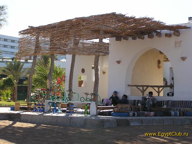 Na pliaze mozno pokurit kaljan