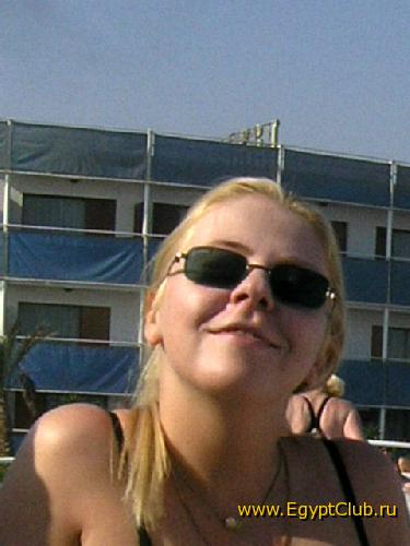 � � ����