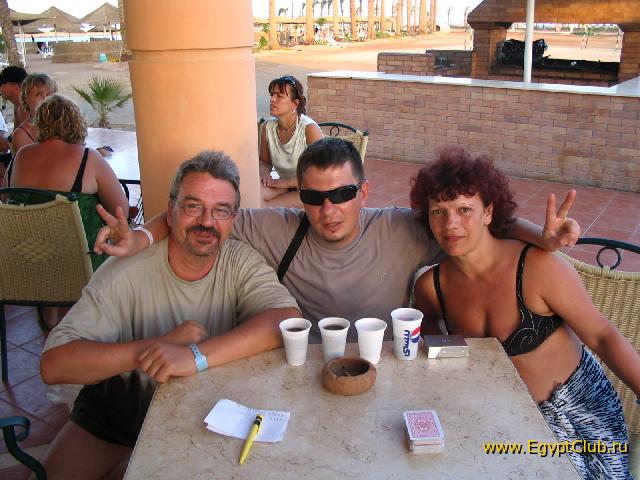 � � �����