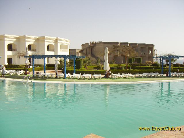 Royal Paradise Resort