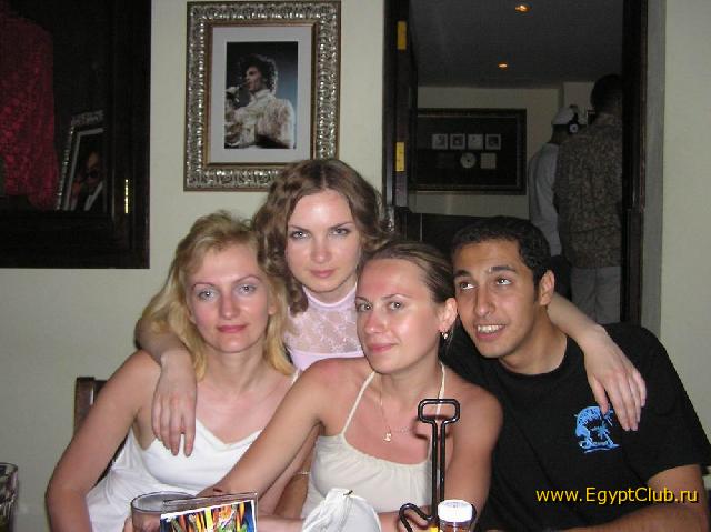 ������������  �������