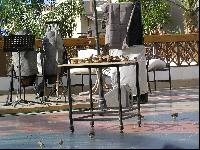 �������