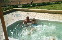 �������