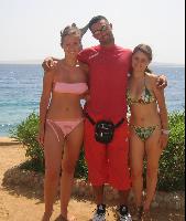 �� � ����