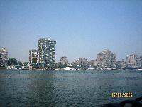 ����� ����