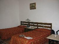 � ������