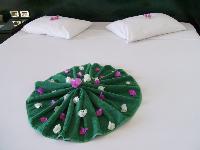 �������