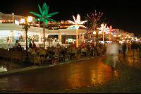 ���  ����� ���