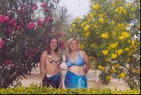 � � �������