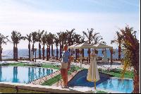 � �������