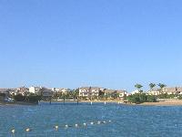 ���-����