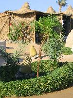 ���-����