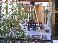 ���-����