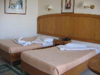  ����� � ����� Calimera****